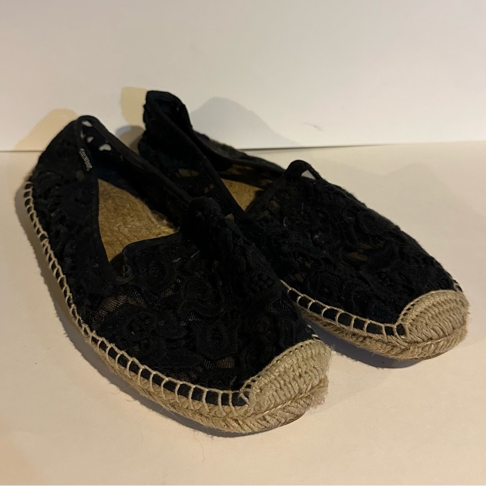 Soludos Smoking Slipper Tulip Lace Black